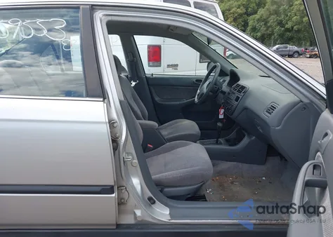 1998 Honda Civic Lx из США, поврежденный, VIN 1HGEJ6675WL049276